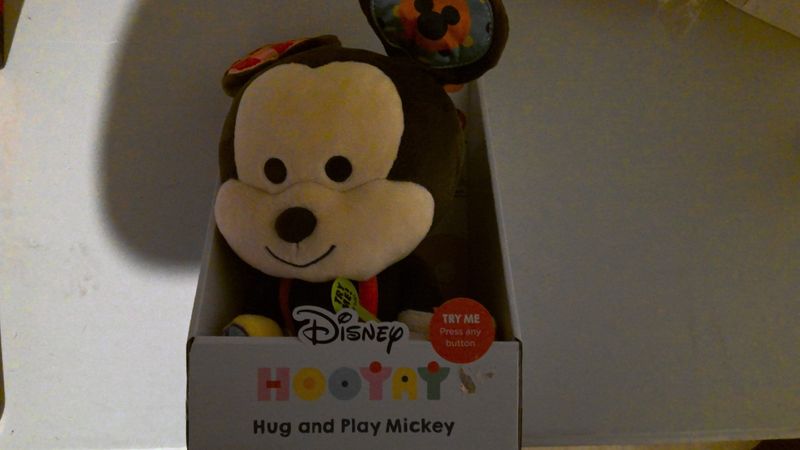 Mickey mouse hug and play