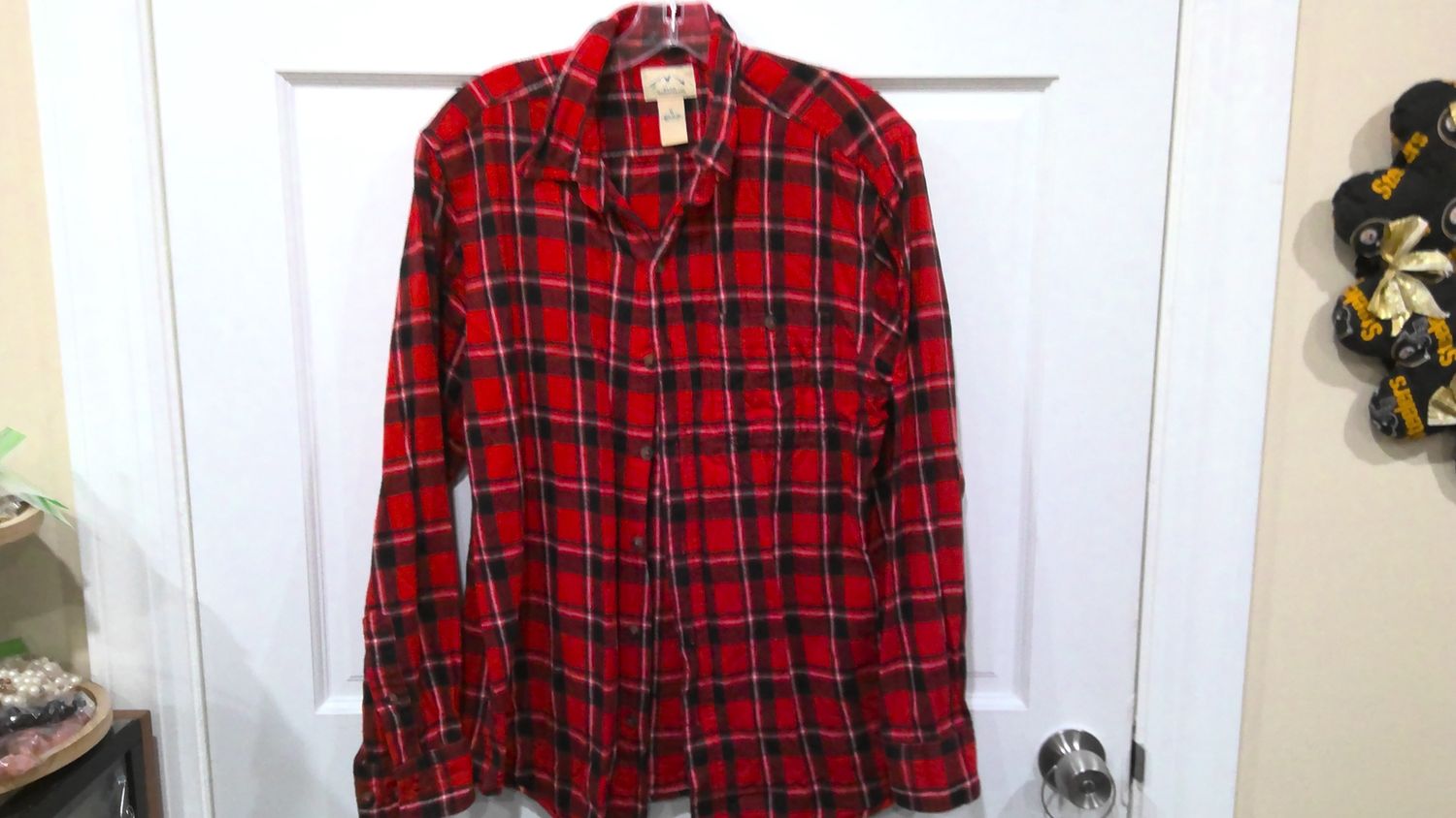blue mountain red and black plaid size med