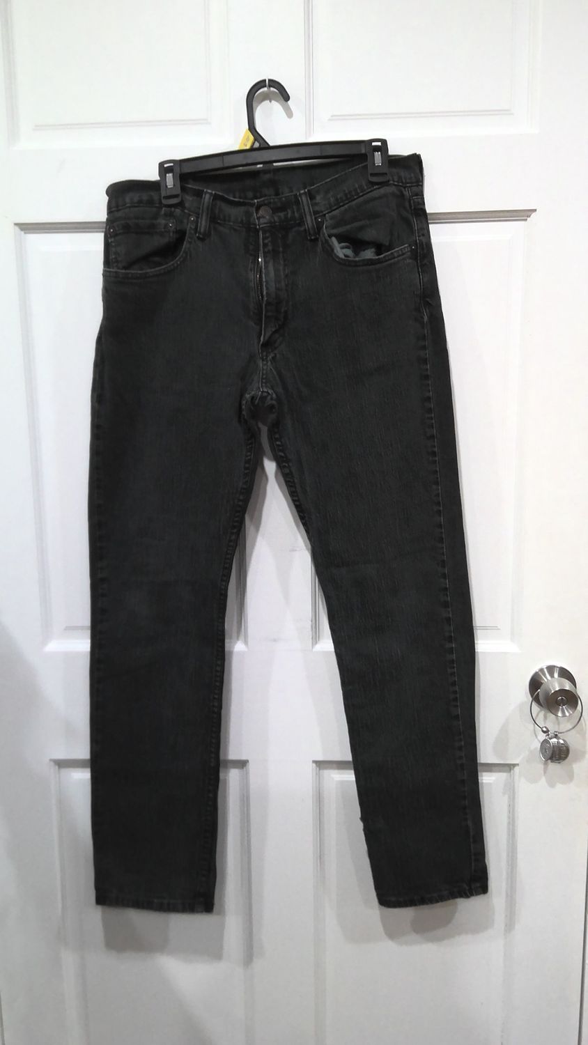 Levi light grey jeans size 34/32