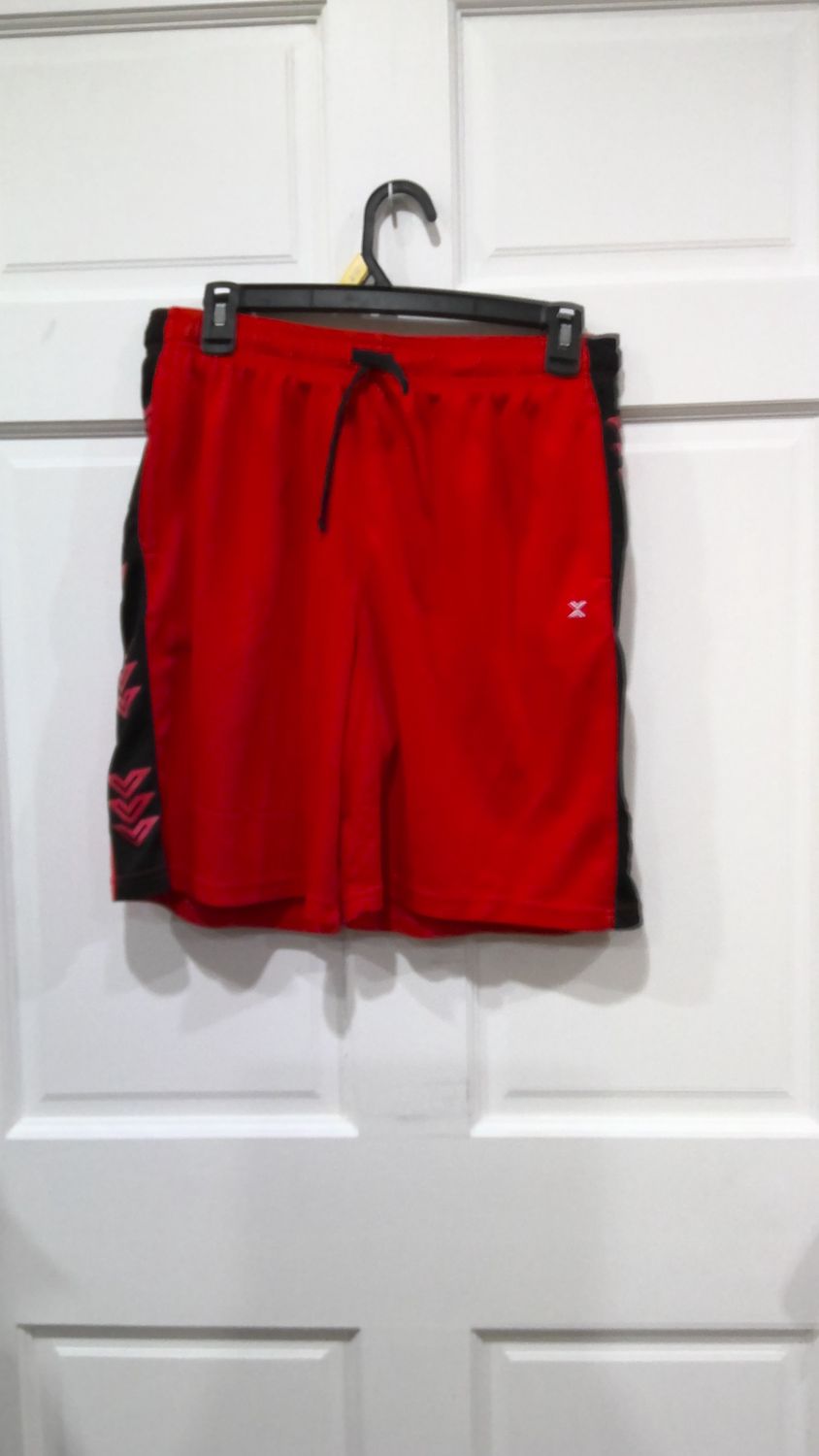 xersion red shorts xl