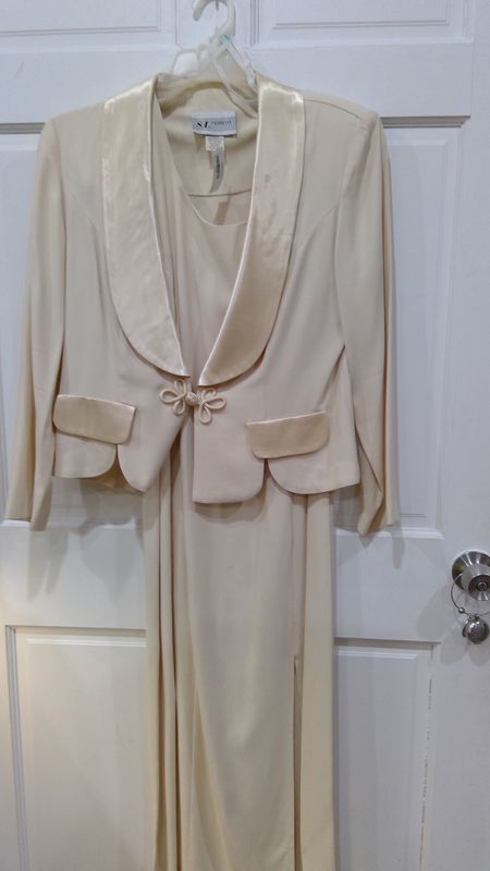 Sl Fashions formal dress size 10 2 pc cream