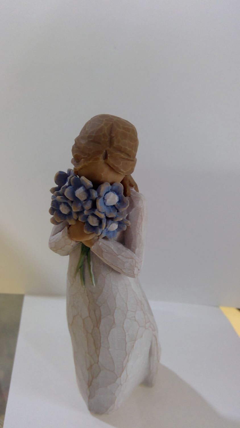 Willow Tree forget me not 2011 demdaco susan lordi