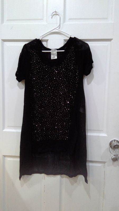 Vocal Black Long Top Size Large