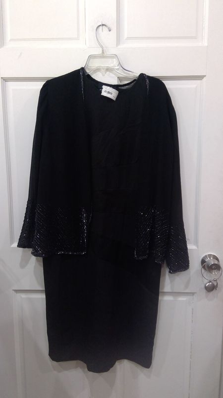Leslie Fay Black Dress Elegant  2 Pc Set  Size 12