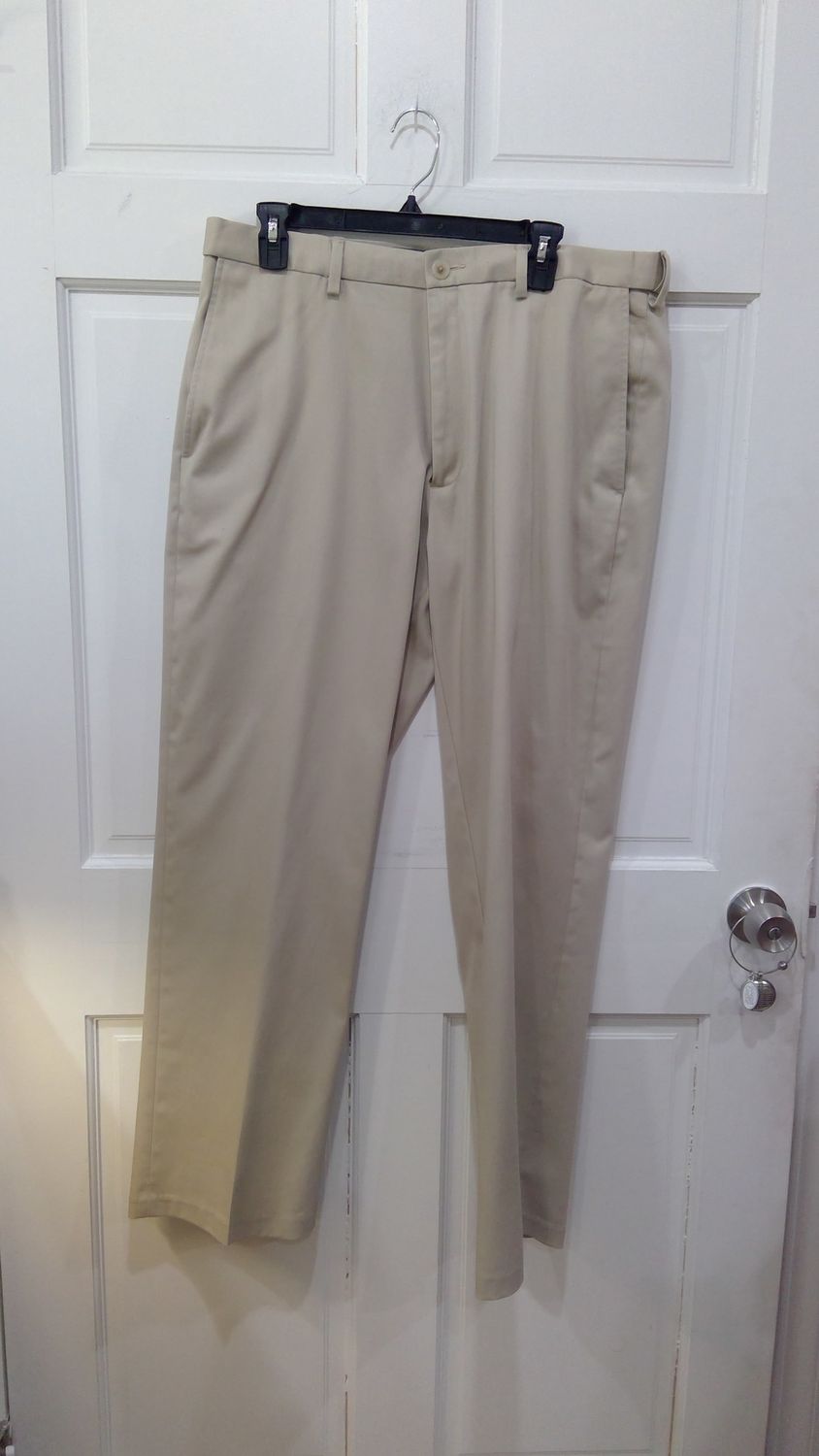 Haggar Khaki Dress Pants Size 36x31