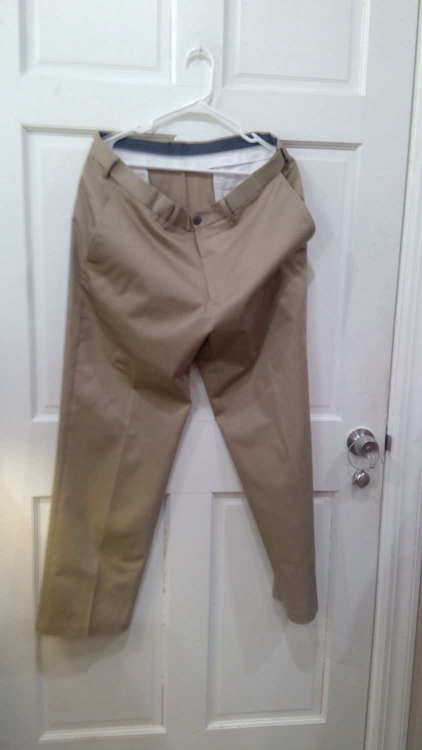 Haggar Khaki Size 36x31