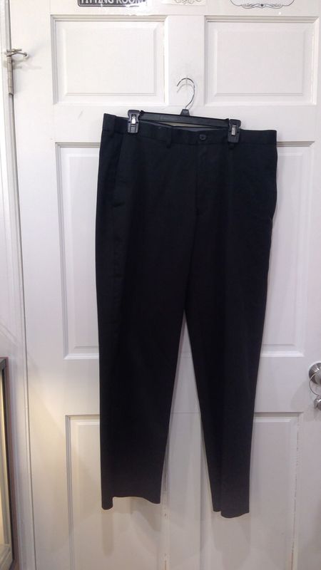 Haggar Khaki Black Dress Pants Size 36x31