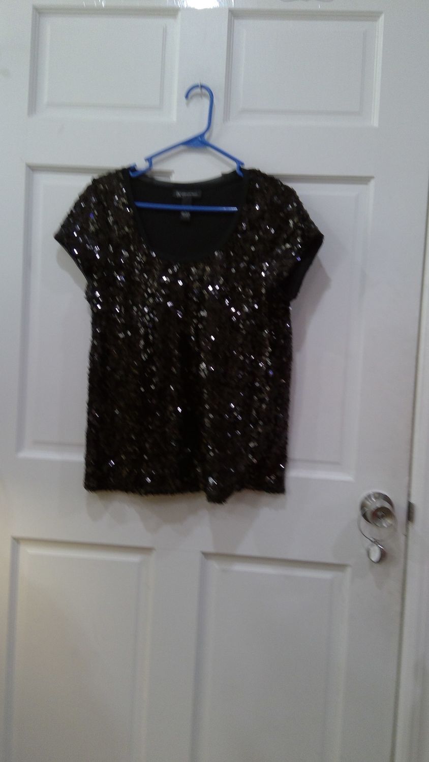INC sequence Black shirt size LG