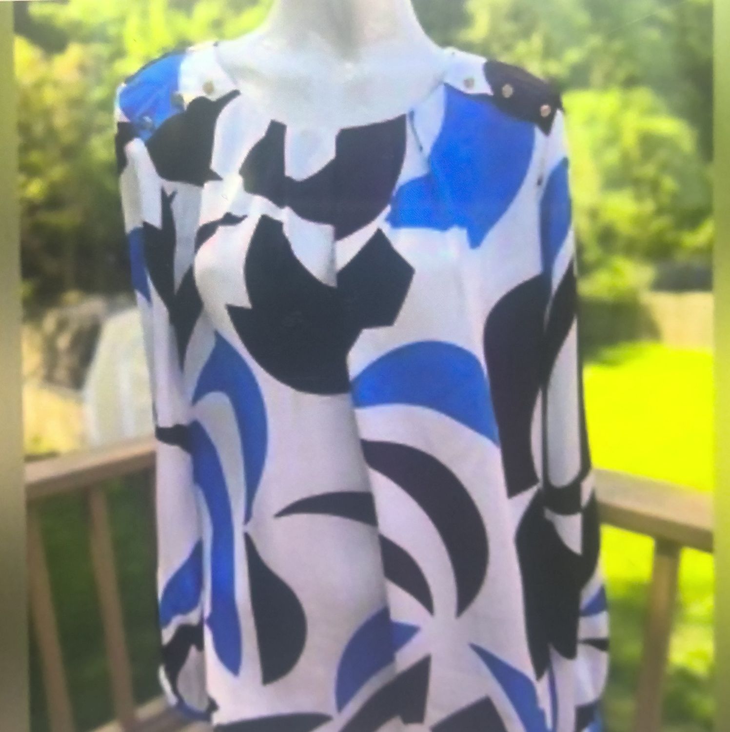 Liz Claiborne Top Long sleeve size Large