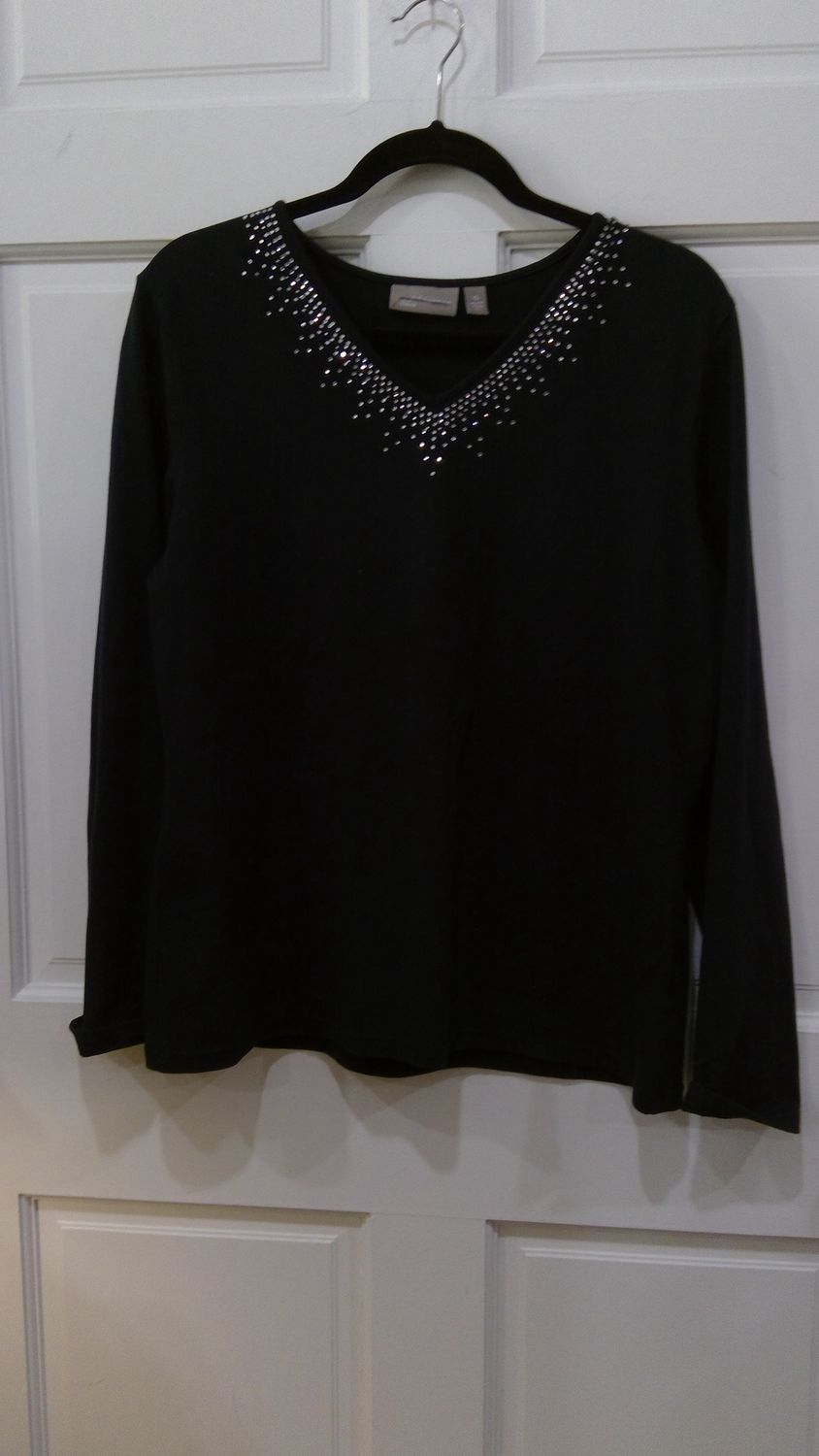 Croft And Barrow Black Long Sleeve With Rhinestones Size xl