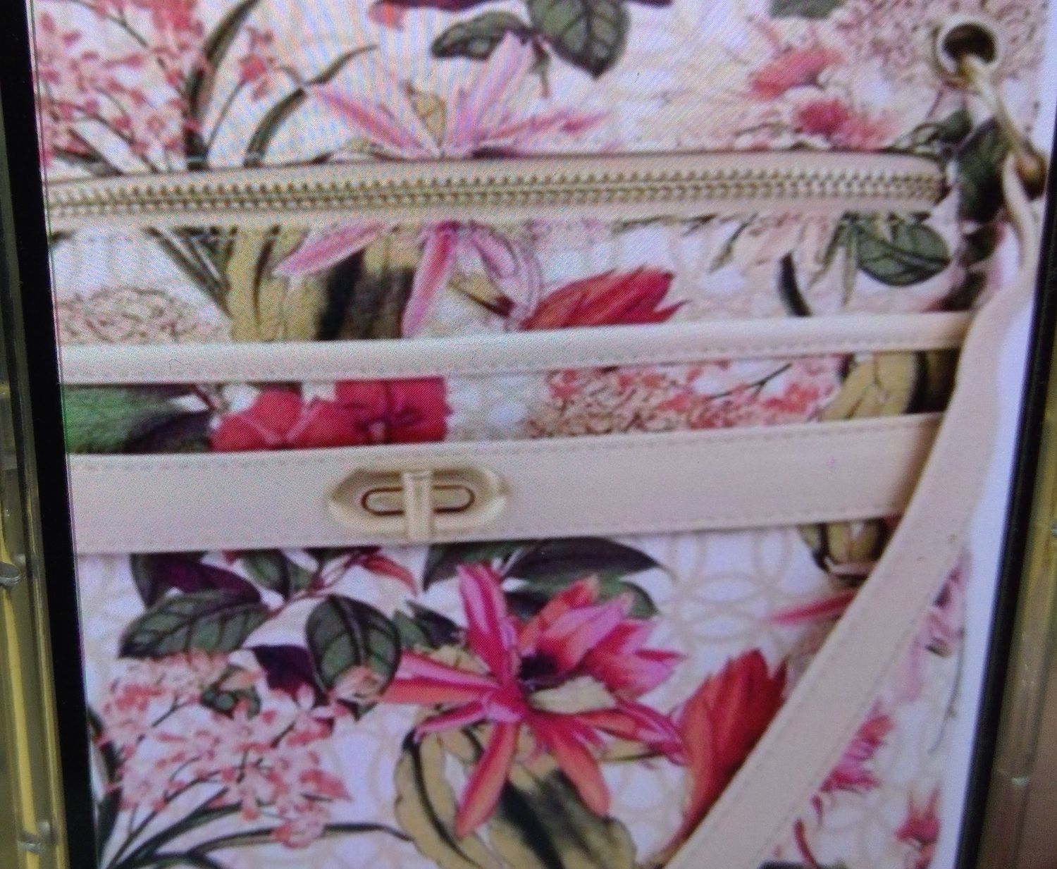 Cross body purse flowered