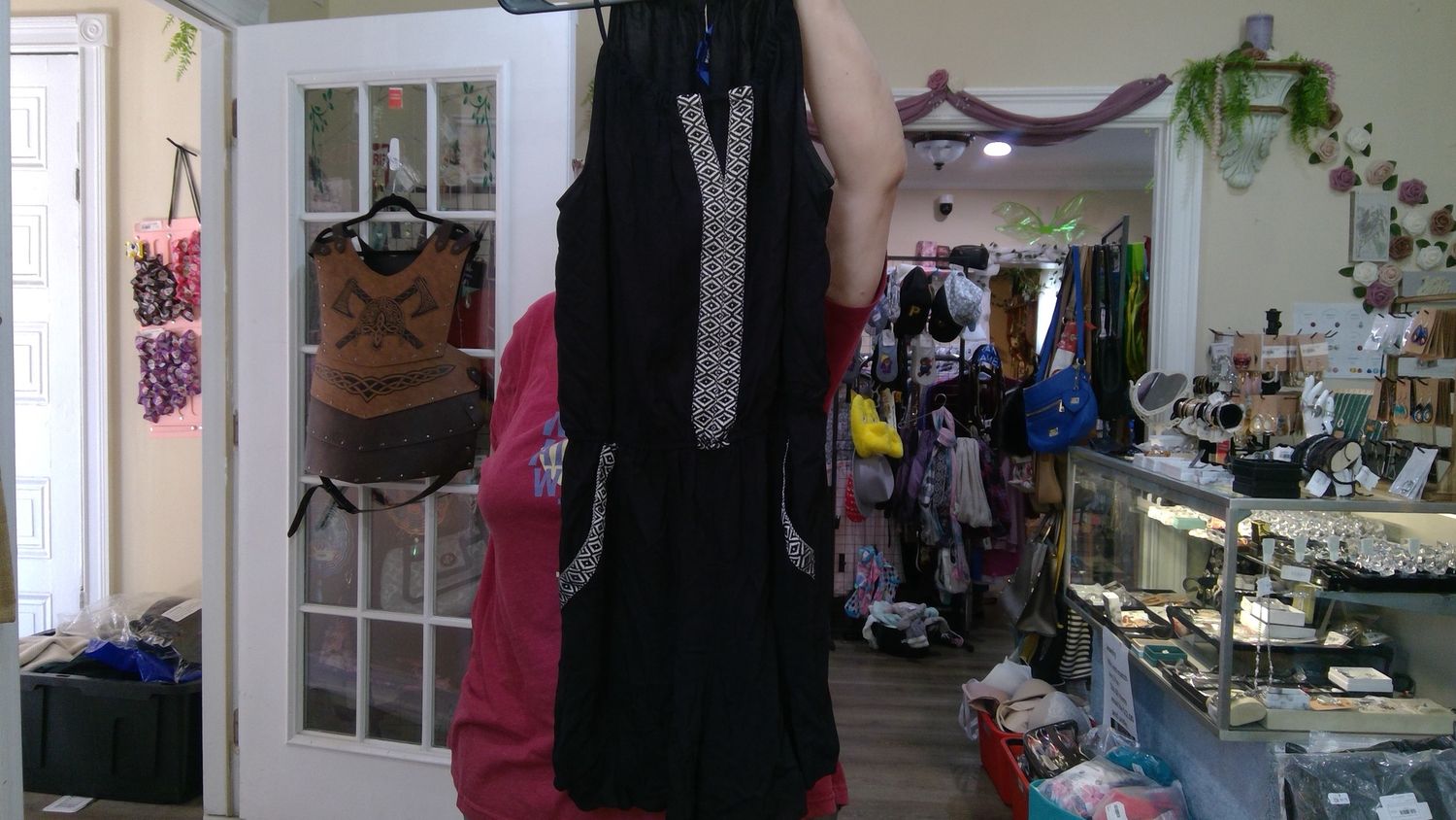 Apt 9 Black shorts jumper size small