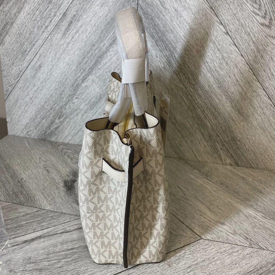 michael kors purse cream  Emilia