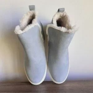 womens Skyla Bay Pull out boots Timberland size 10