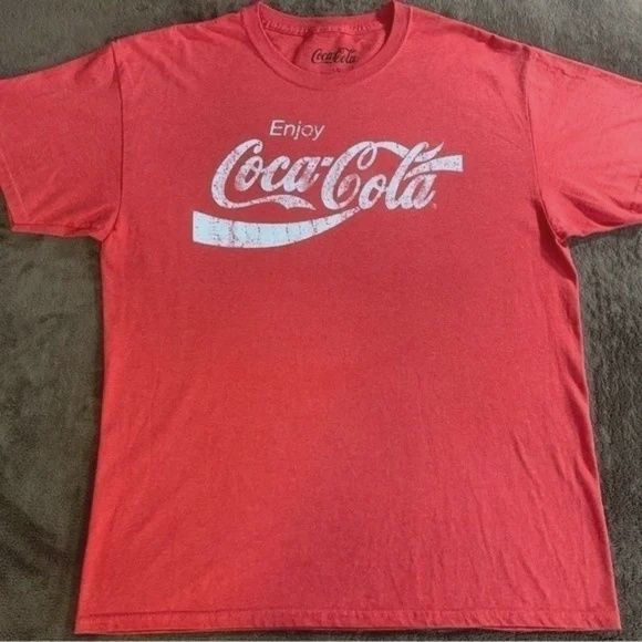 Coca Cola red t-shirt size large