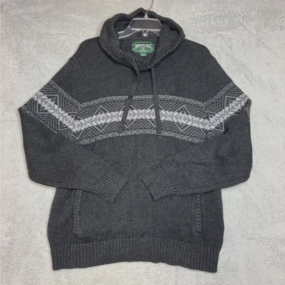 American Eagle Gray with design sweater mens with hood size XL
