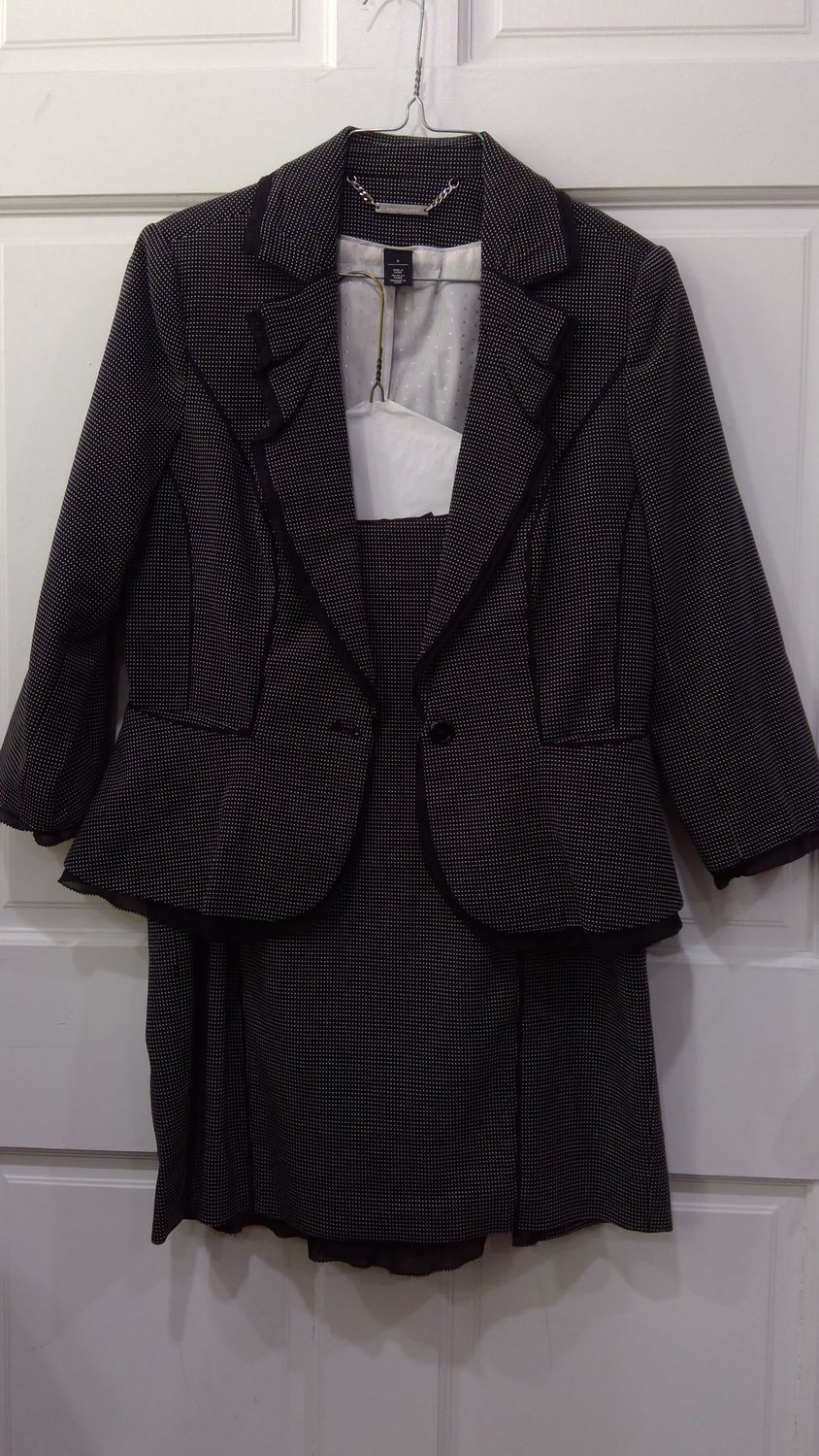 white house black market black and white polka dot suit size 8
