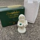 Snowbabies Dept 56 A Gift For You Swarovski May Emerald Crystal Birthstone