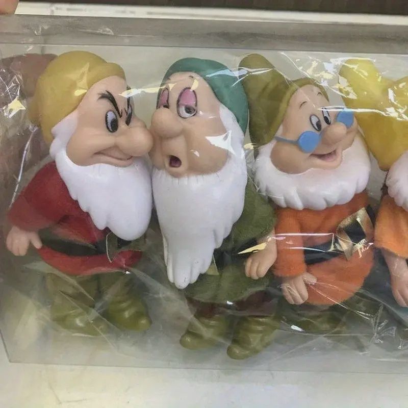 7pcs Snow White and the Seven Dwarfs Action Figures