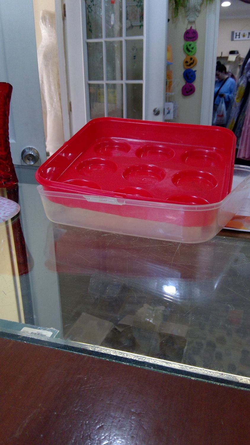 Red Cupcake Holder With Lid