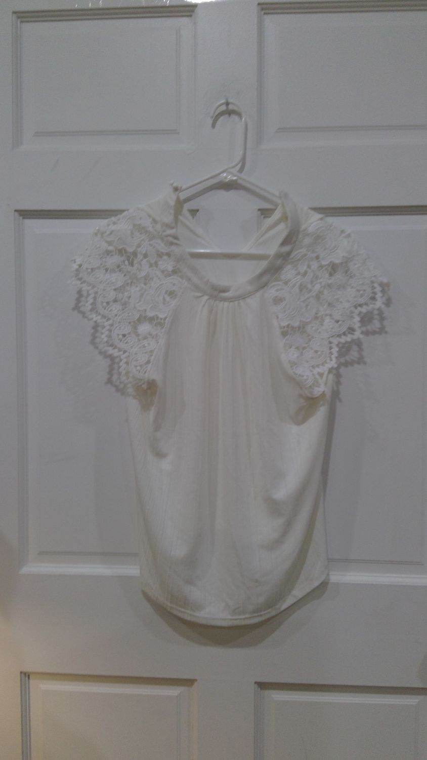 Love J Womens Lace Sleeveless Top Size l