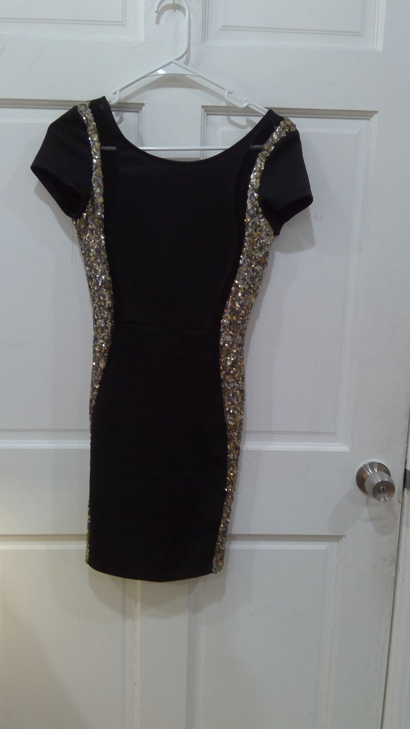 Mustard Seed Black Dress With Sequins Down The Side Size  s