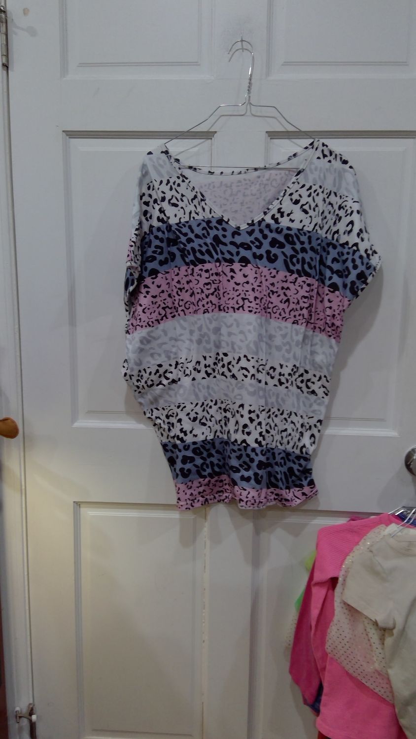 Cheetah Print Pink Gray White Shirt Size 3xl