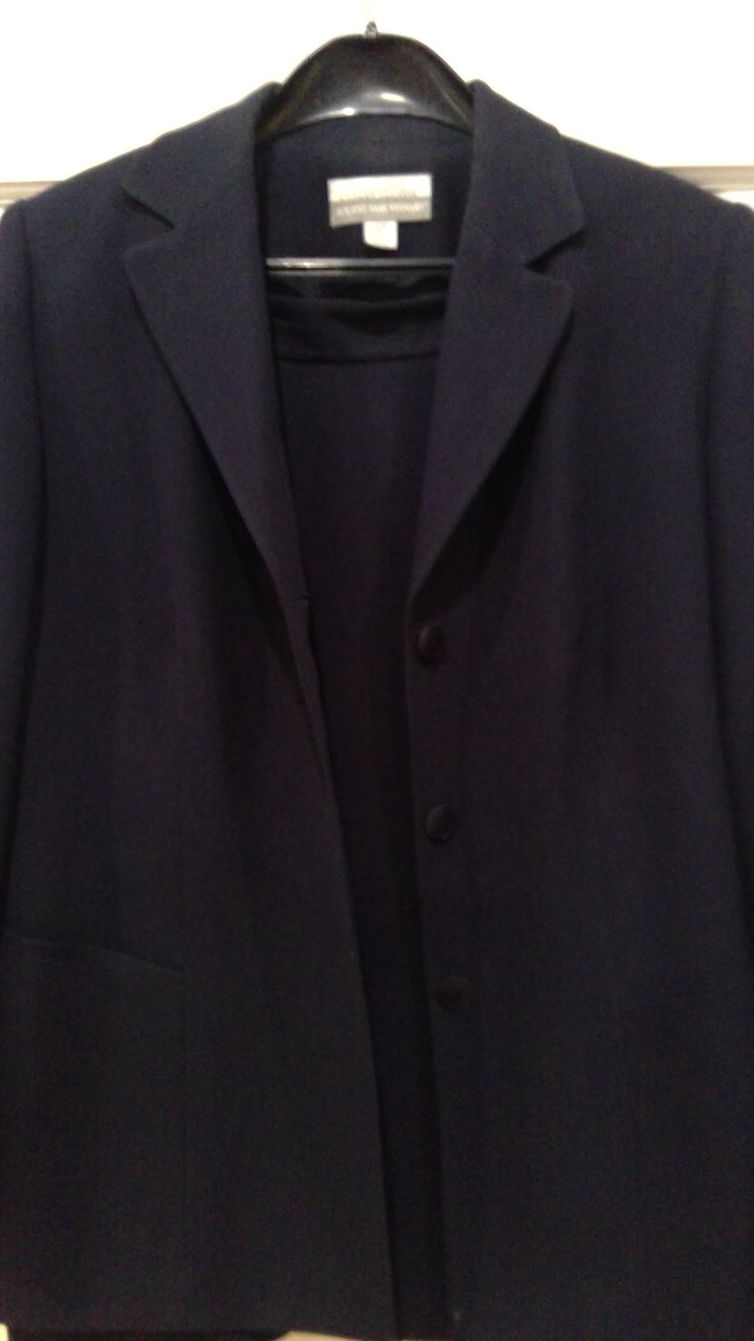 Collectables  Navy Blue 2piece Suit Size 12 w