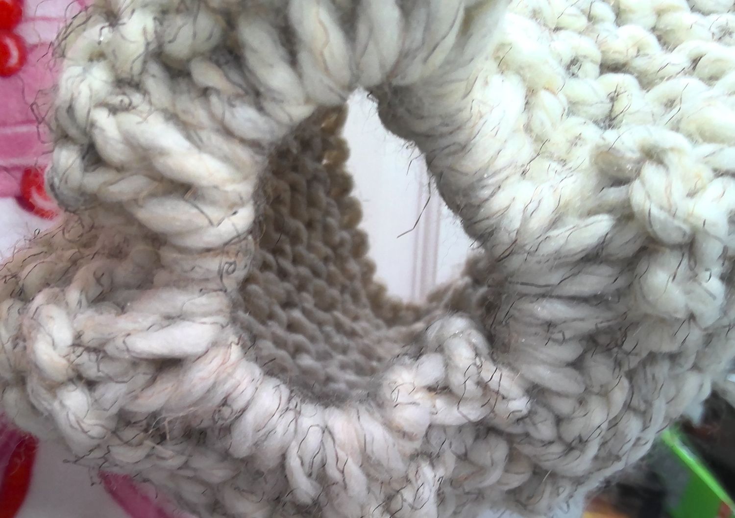 HANDEMADE SCARF SET WITH HAT