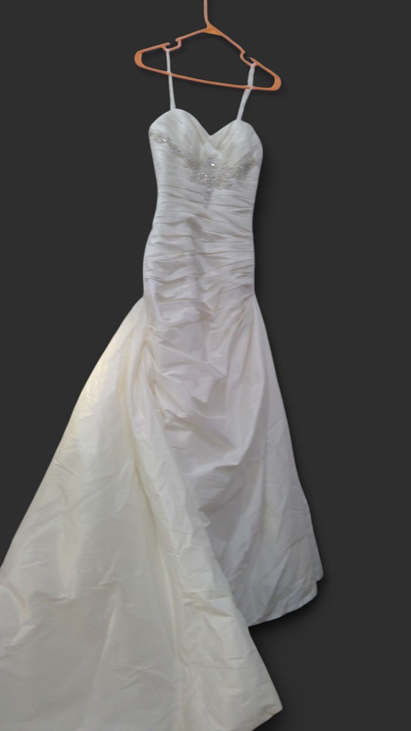 Wedding Dress BlueBay Enzoani Size 6 Wedding Dress BlueBay Enzoani Size 6