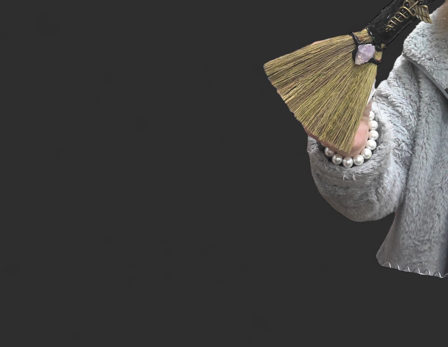 Alter Brooms With Cymbols Alter Brooms With Cymbols, Type: Amethyst Dragon Heart