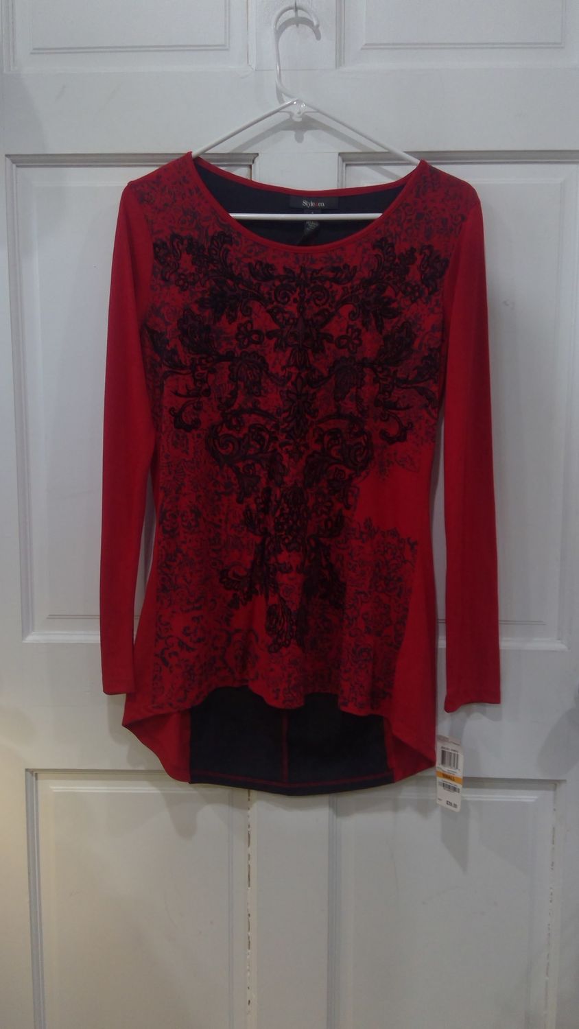 Style &amp; Co. Red And Black Long Sleeve Floral Shirt Size Small