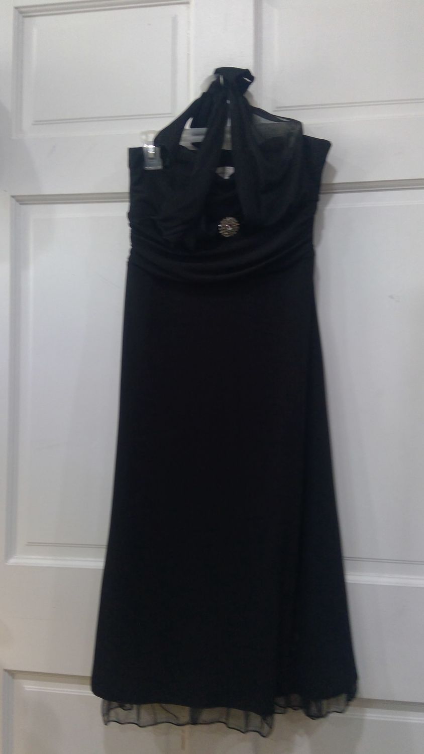 Little Black Elegant Dress with Rhinestone Middle Sz Small