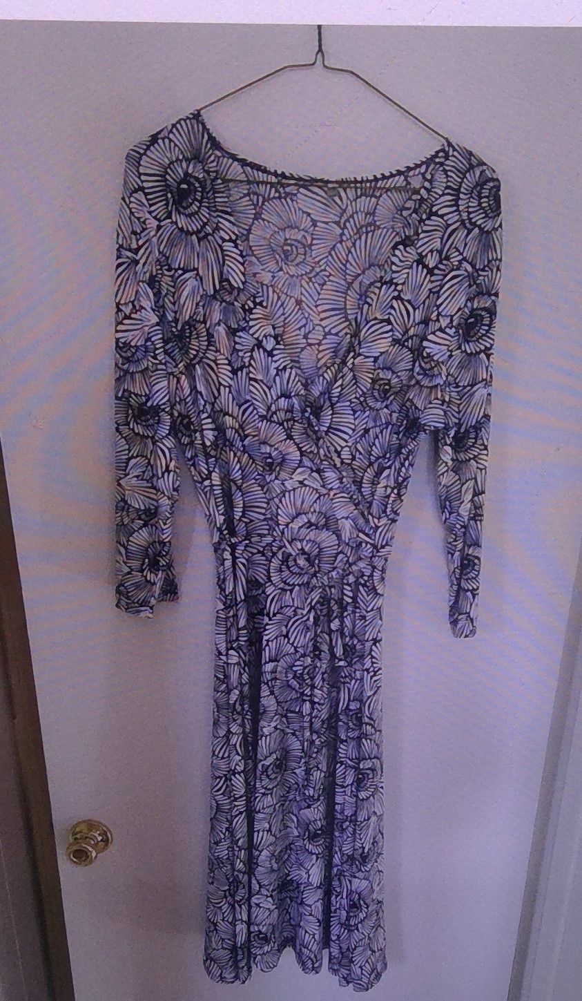 Women's White Stag Black &amp; White Dress Size Small