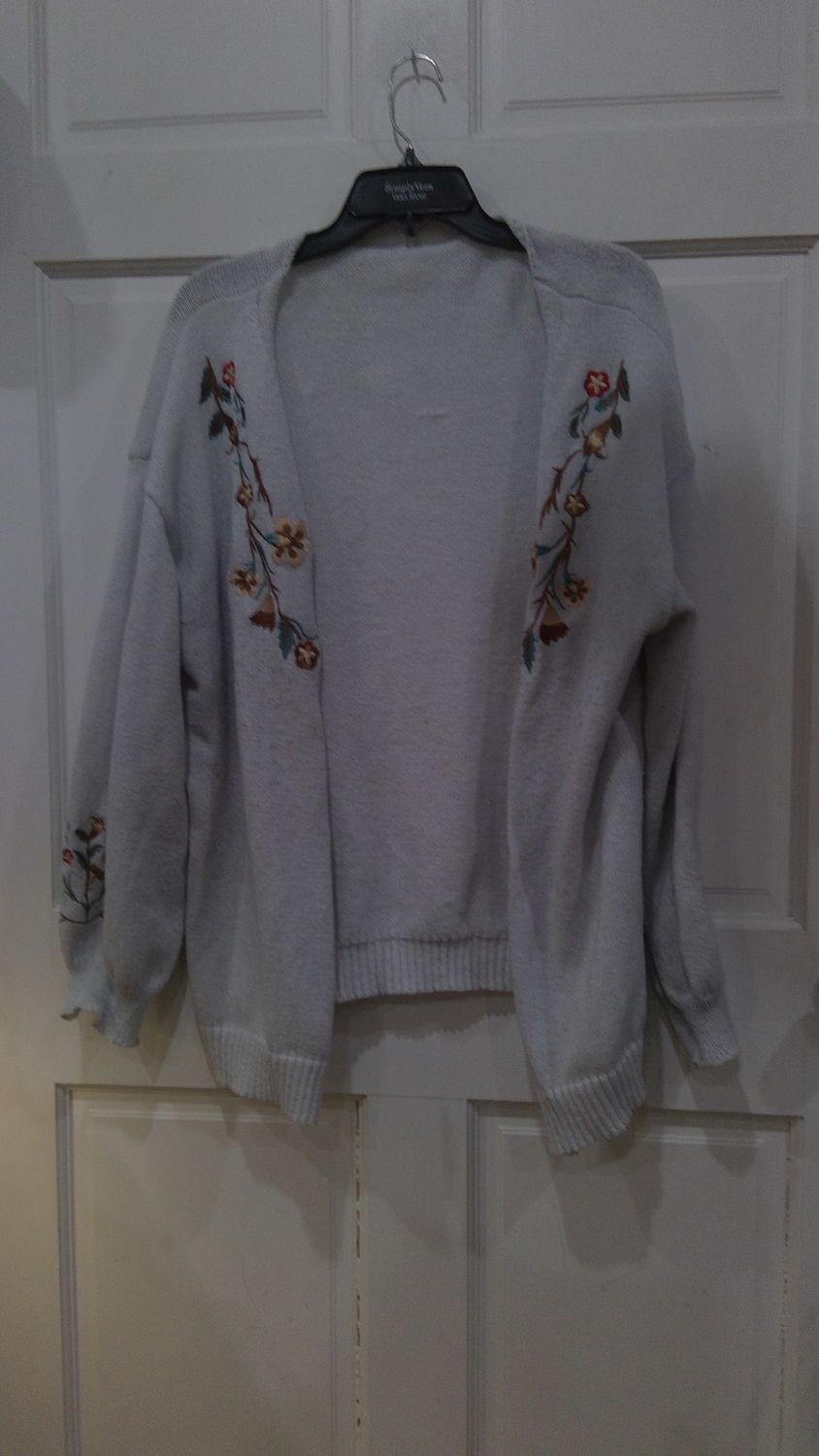 Gray Sweater Broen Flowers Size 3 X