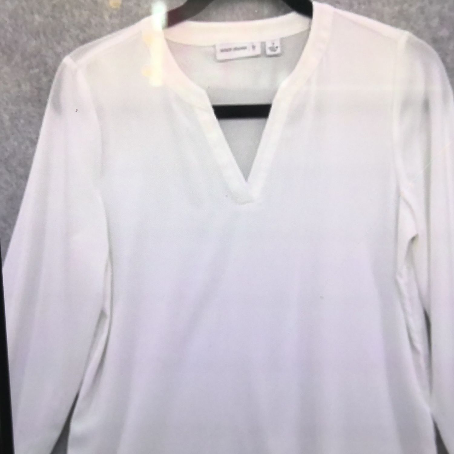 Susan Graver White Blouse Long Sleeve Size 8