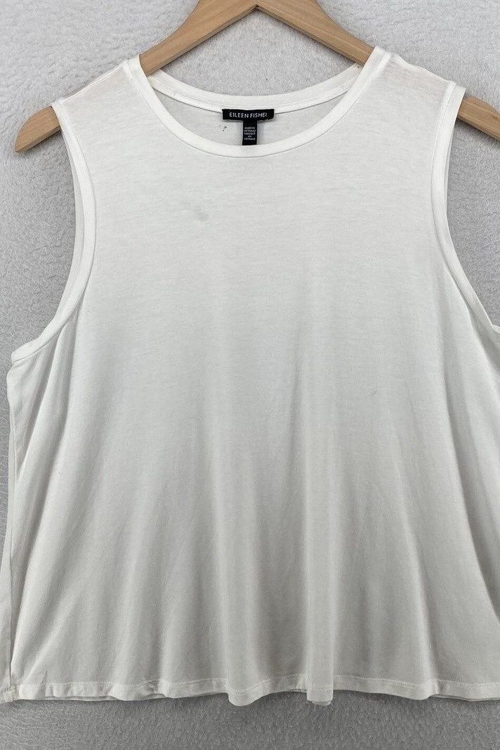 Bloomchic White Tank Top Size 14/16