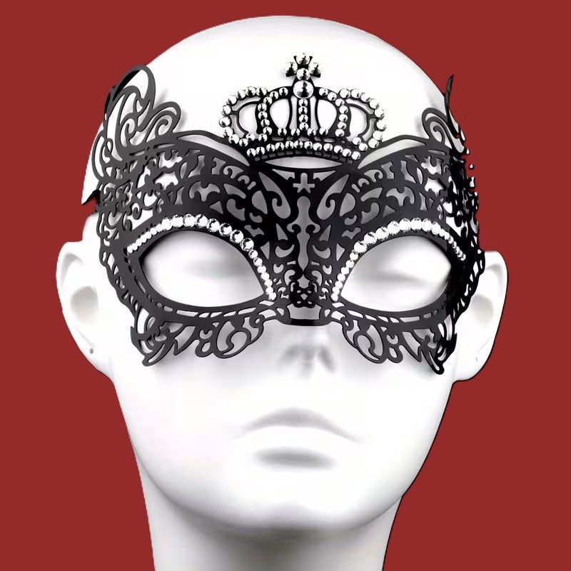 Room Decor Venice-Inspired Iron Masquerade Mask with Rhinestone Accents,