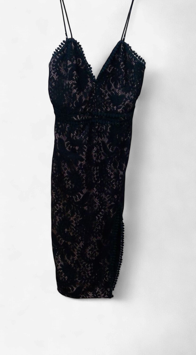 'Stylestalker' Midi Dress (Peacock) Size Small (Green Lace over sheer bodice)