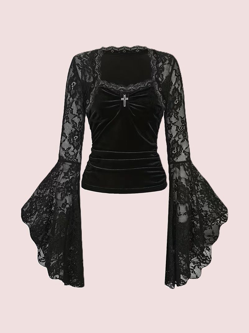 Women'S T-Shirt with Lace Patchwork And Metallic Embellishments in Trendy Fashion Women'S T-Shirt with Lace Patchwork And Metallic Embellishments in Trendy Fashion