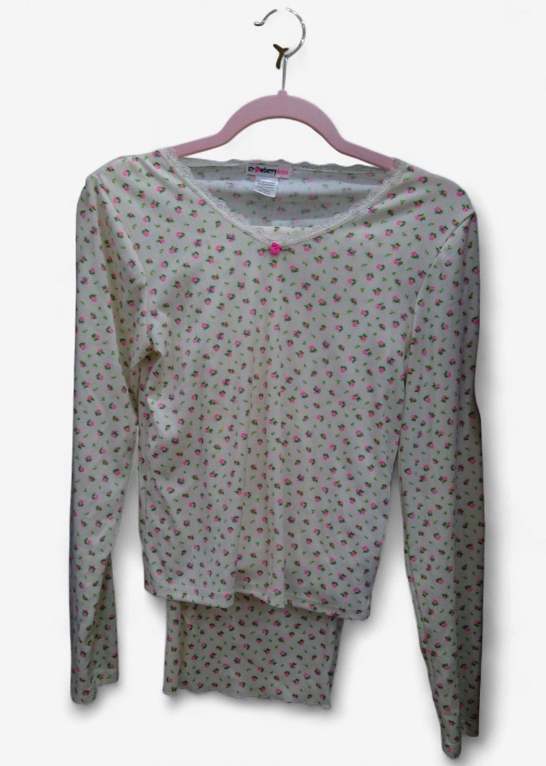 Strawberry Kiss 2 Piece Pajama Set Size l