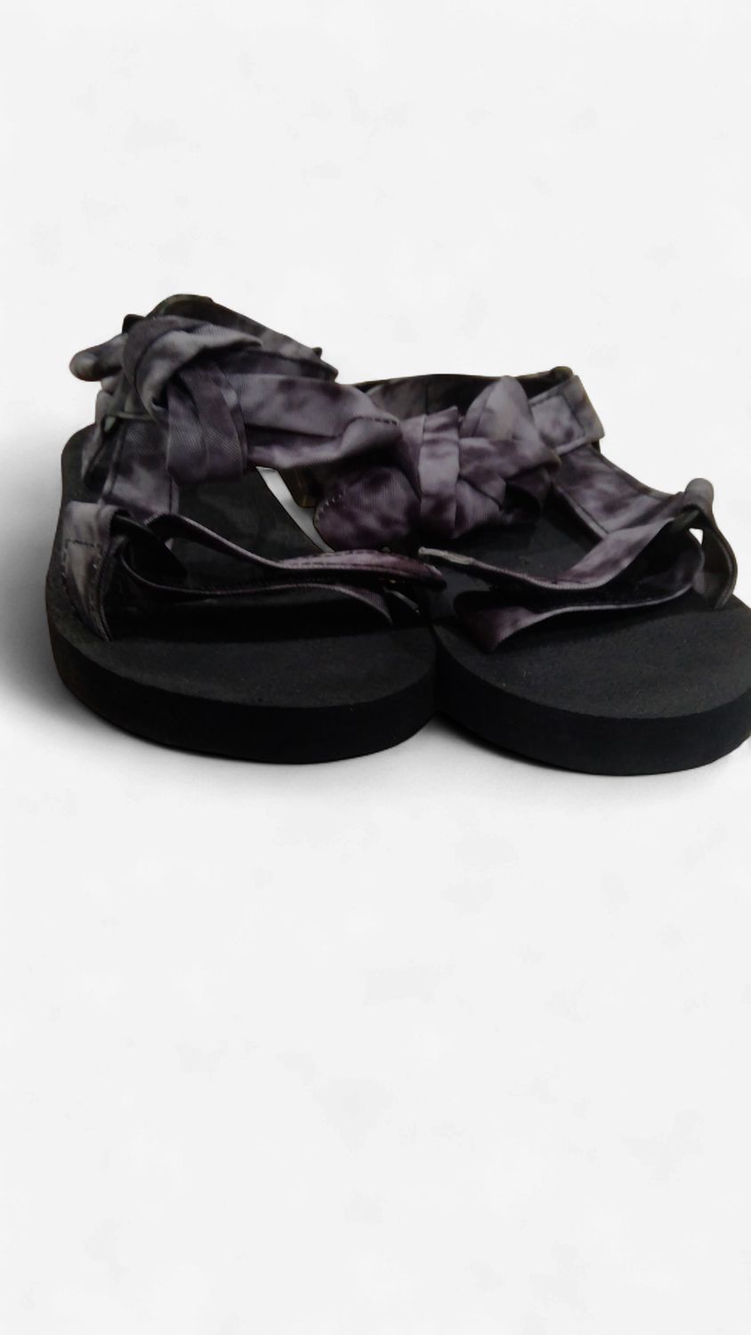 Yoki Forever 21 Knotted Platform Size 7