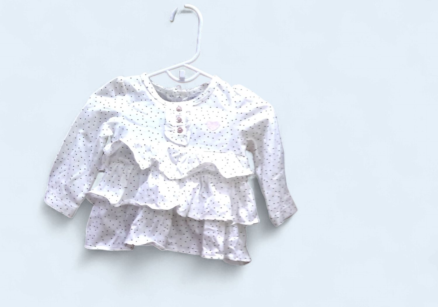 New Carters  2 Piece White WIth Black Dots Size  6 mo