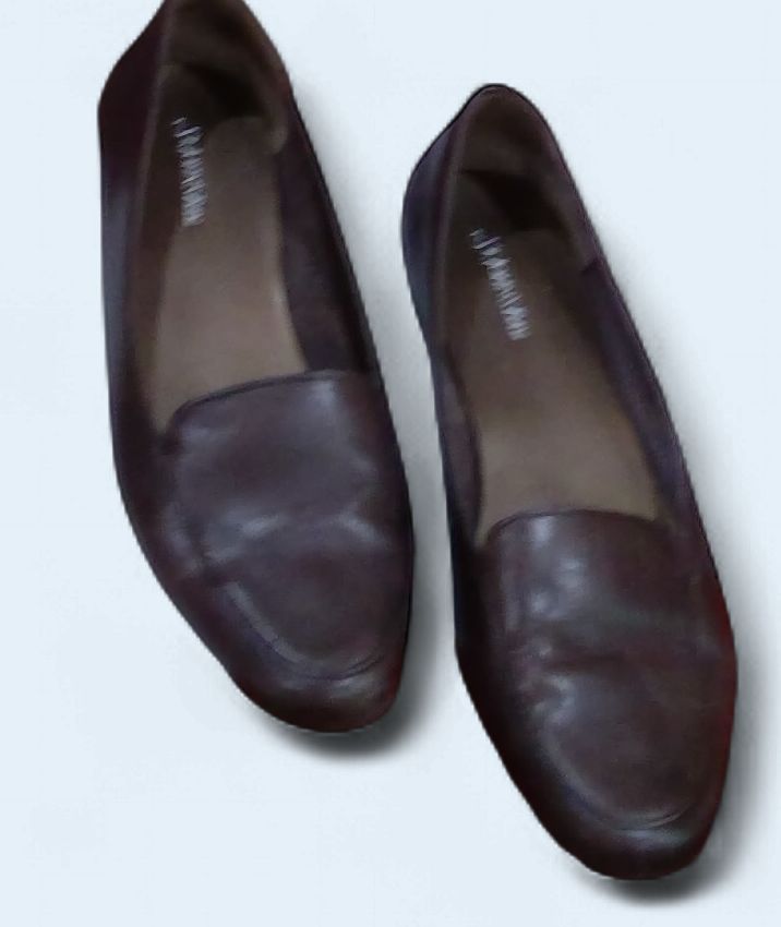 ST Johns Bay Brown Loafers Size 7 m ST Johns Bay Brown Loafers Size 7 m