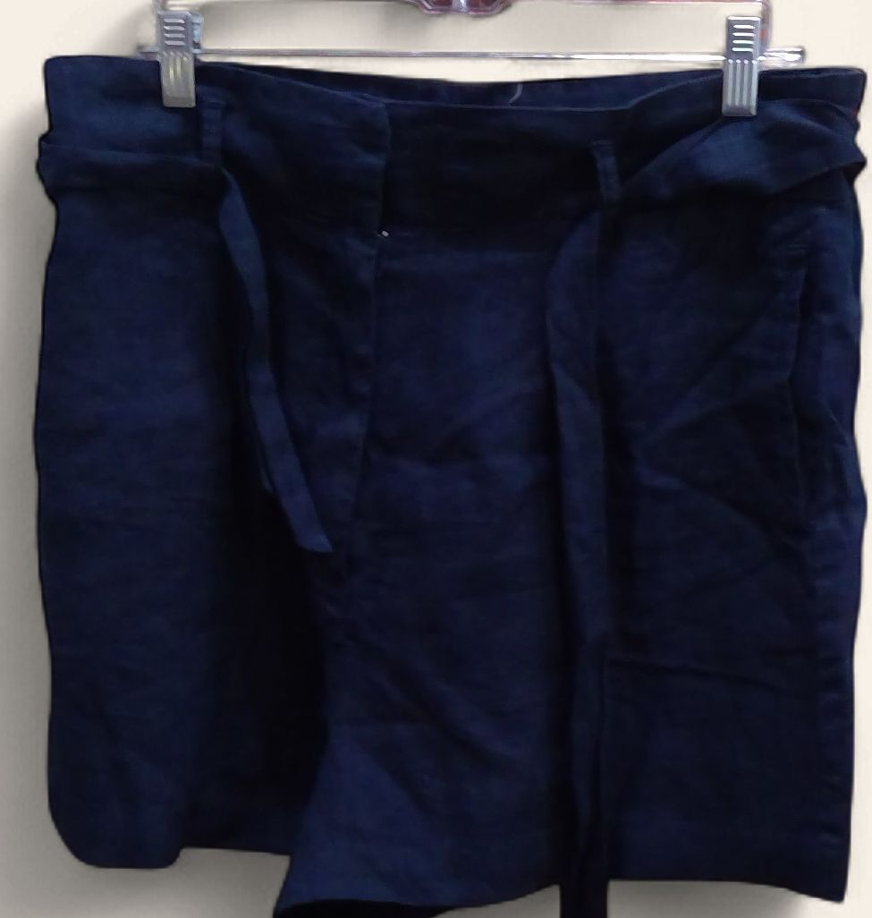 Artisan Ny Blue Shorts size 12 Artisan Ny Blue Shorts size 12