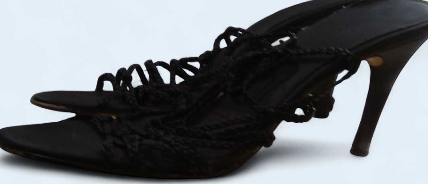 Gucci Open Toe Black Sandals For Women  Size 81/2 m