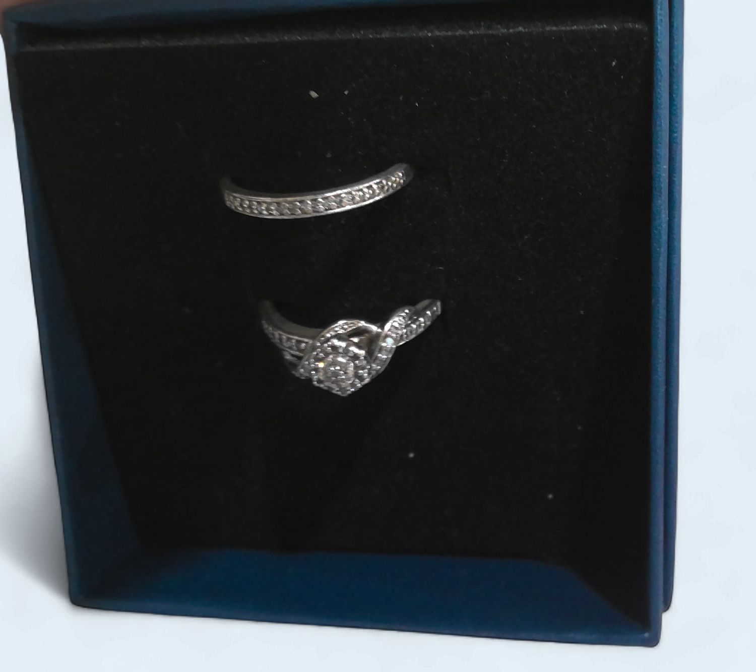 Forever Wedding set White Gold Size 9 Forever Wedding set White Gold Size 9