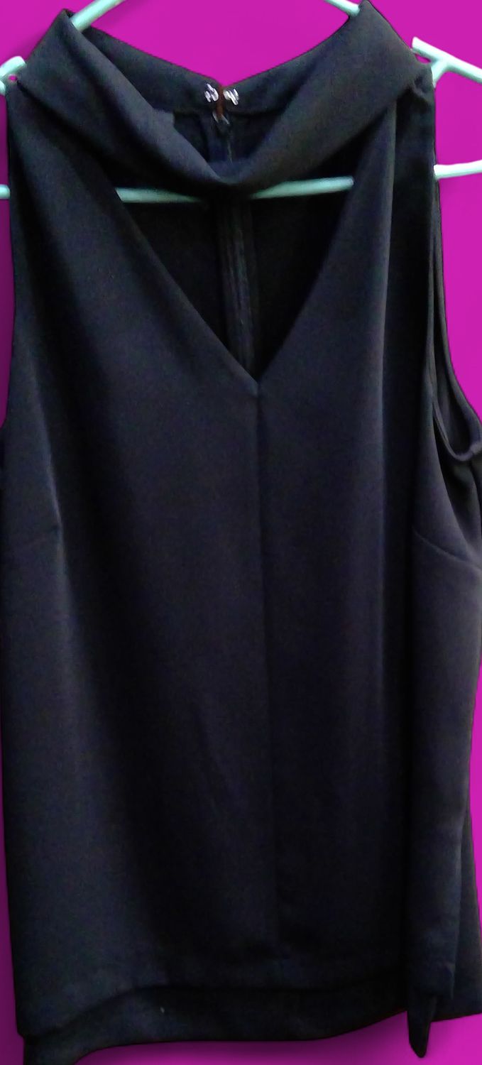 Alfani Black Sleeveless Blouse Draped Neckline Zipper Closure Size 10 Alfani Black Sleeveless Blouse Draped Neckline Zipper Closure Size 10