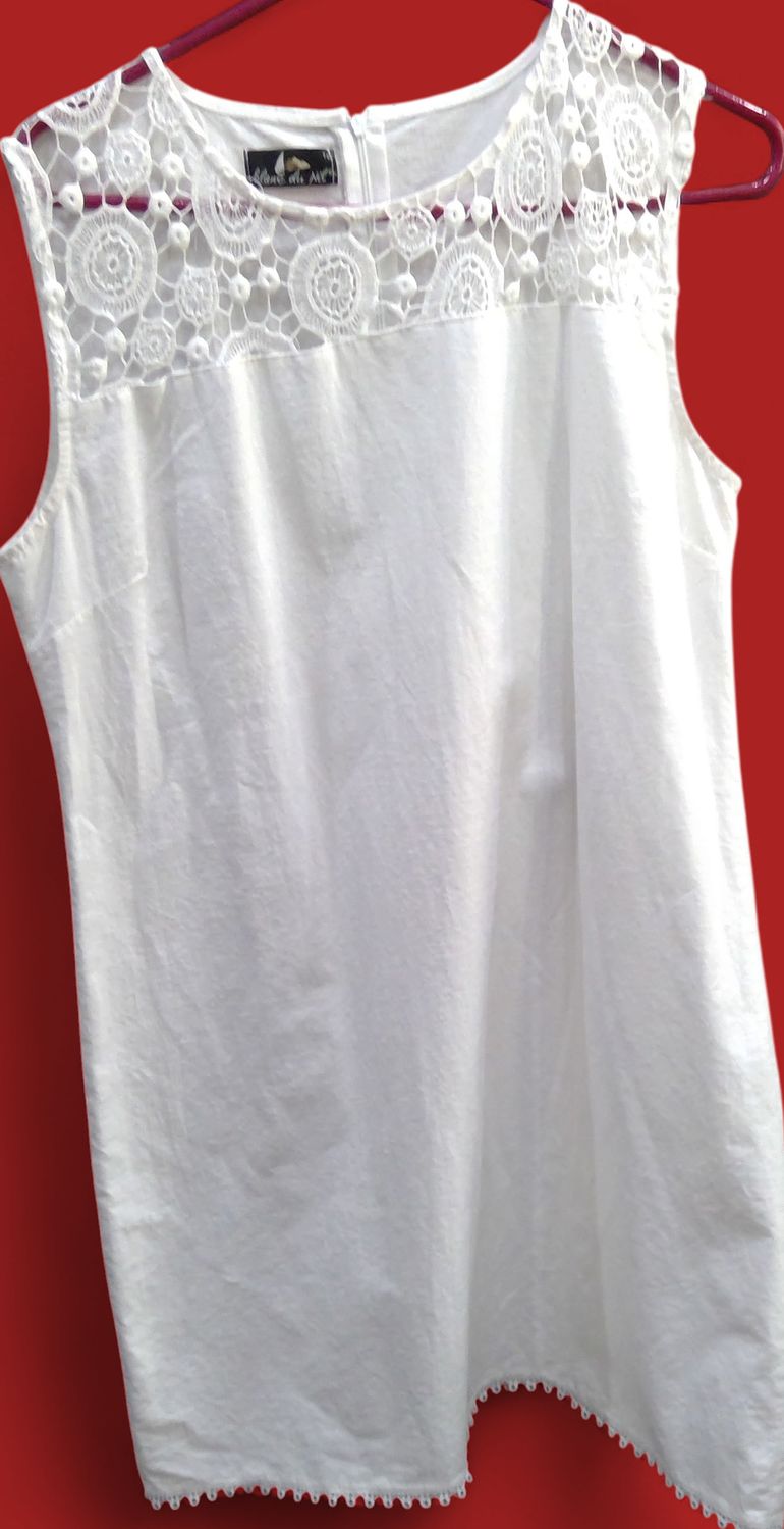 Blanc Du Nil White Sundress Embroidery Along Neckline And Hem Size  l