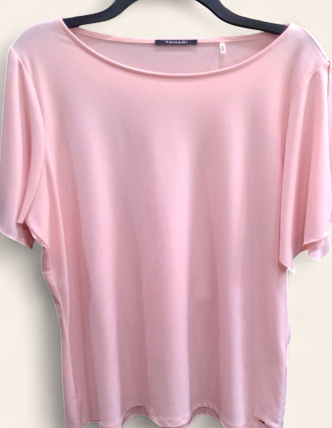 Tahari Light Pink Top With Flutter Sleeves Size l Tahari Light Pink Top With Flutter Sleeves Size l